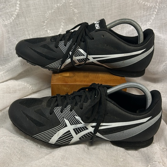 NWOT Asics athletic soccer track shoes cleats main image 11